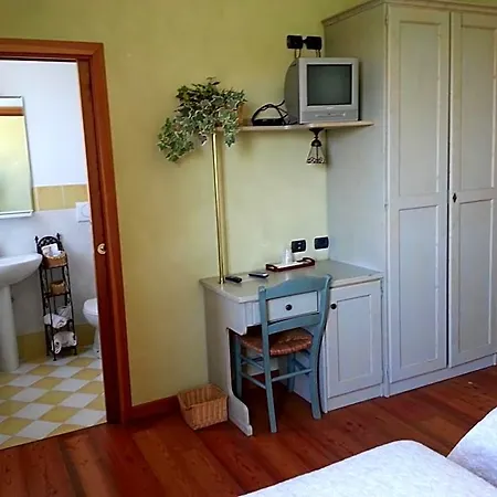 Borgonuovo 3*
