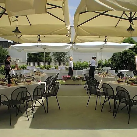 Hotel Borgonuovo