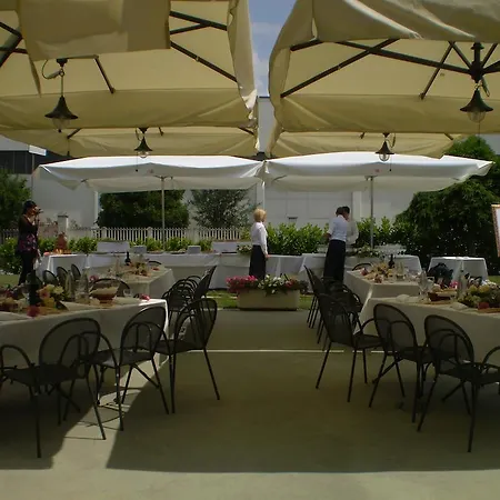 Borgonuovo Hotel
